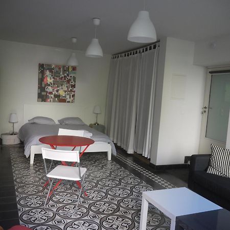 Le Bonheur de la Campagne à la Ville Nîmes Eksteriør billede